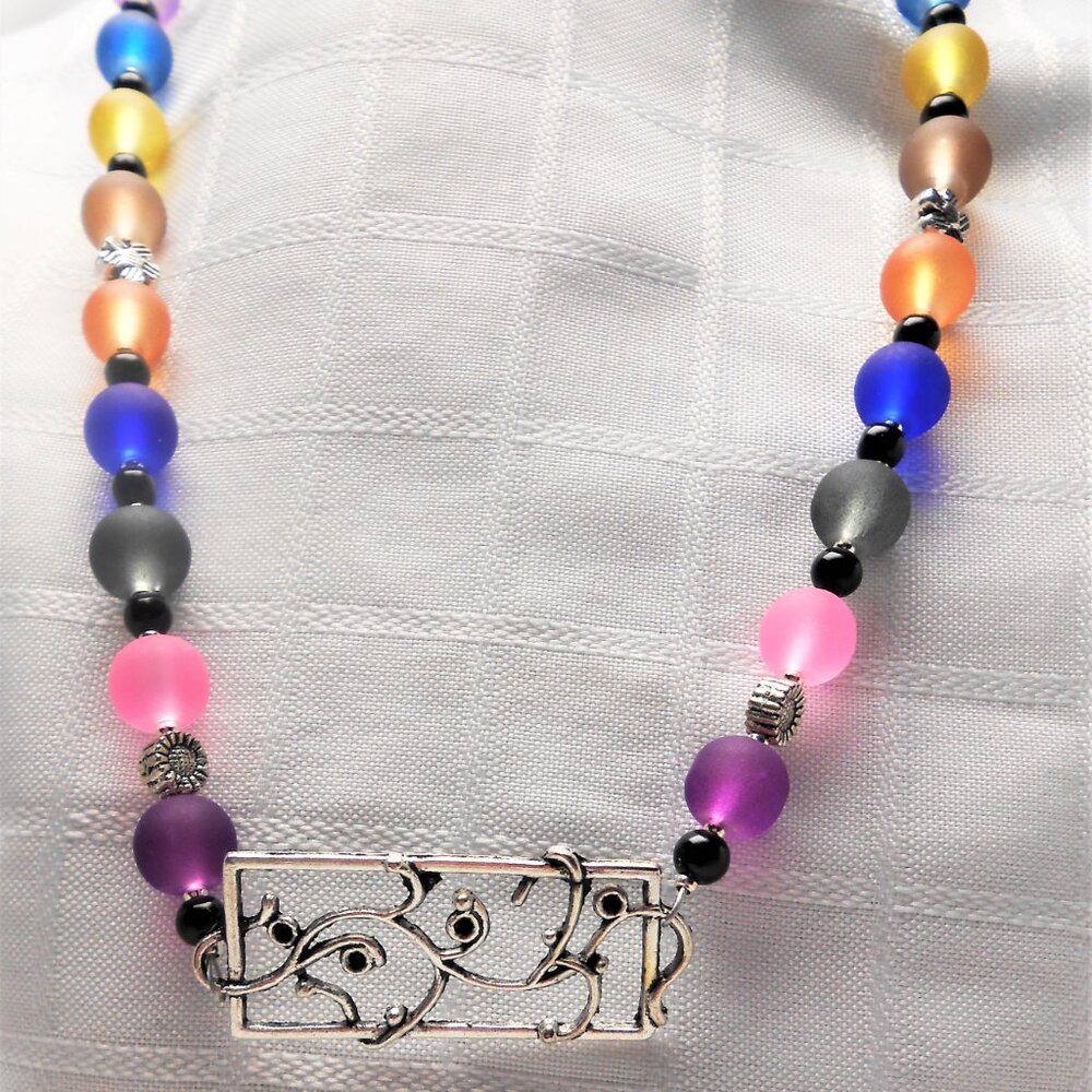 No1096 Handmade necklace with Tibetan silver charm and earrings